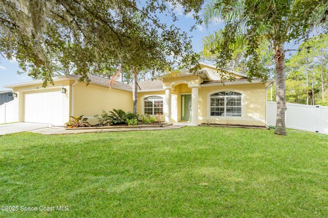 164 Shalimar Avenue NW, Palm Bay, FL 32907