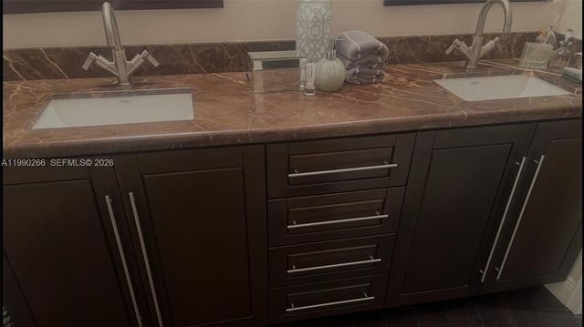 19195 NE 36th Ct 2304, Aventura, FL 33180