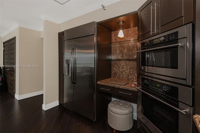 19195 NE 36th Ct 2304, Aventura, FL 33180