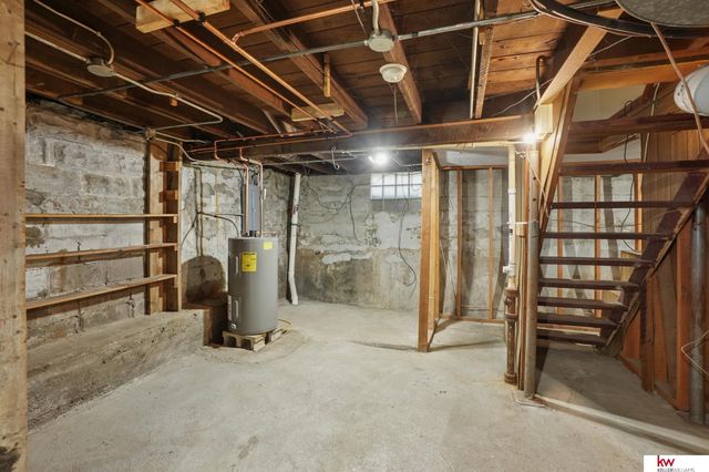 6616 S 21 Street, Omaha, NE 68107