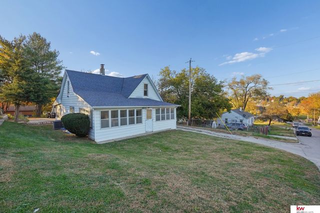 6616 S 21 Street, Omaha, NE 68107