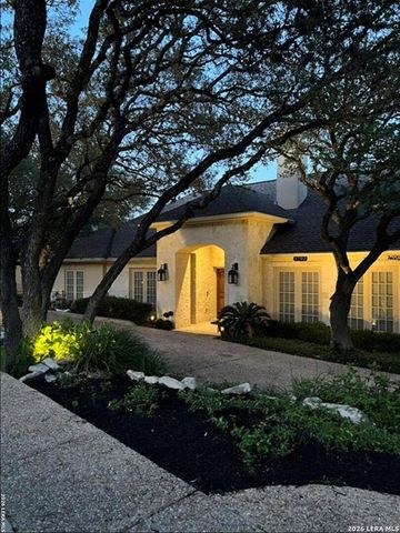 1702 FAWN BLF, San Antonio, TX 78248