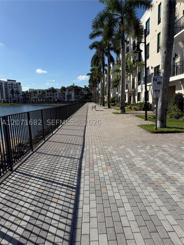 4640 NW 84 16, Doral, FL 33166