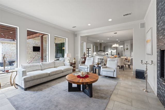 22126 Briarcliff Drive, Spicewood, TX 78669