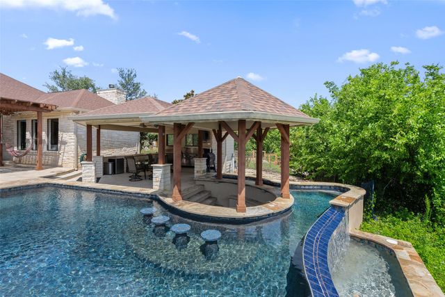 22126 Briarcliff Drive, Spicewood, TX 78669