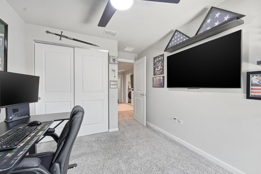 Image 21 of property listing at 3905 SE Mentmore Lane, Stuart, FL 34997