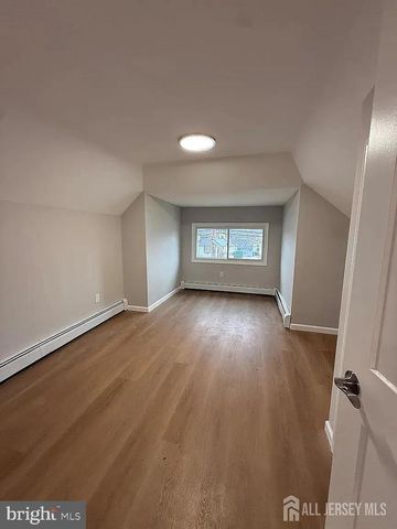 814 HESSIAN AVE, National Park, NJ 08063