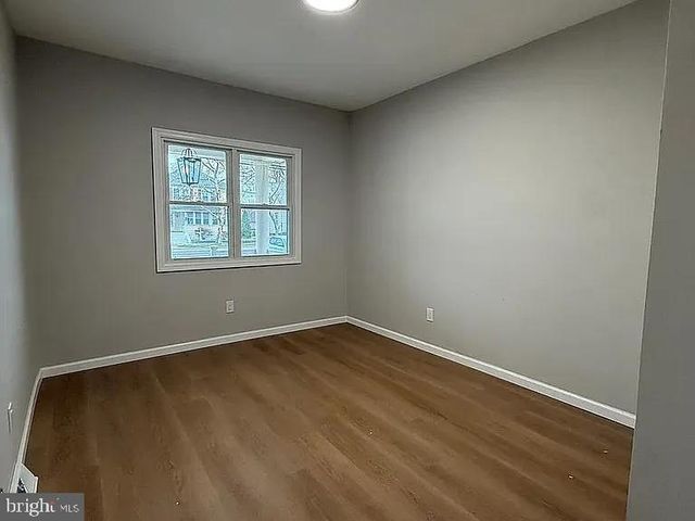 814 HESSIAN AVE, National Park, NJ 08063