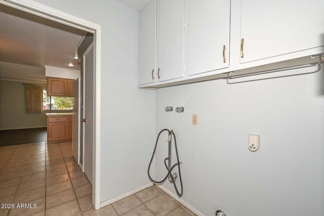 9933 W CONCORD Avenue, Sun City, AZ 85351