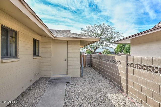 9933 W CONCORD Avenue, Sun City, AZ 85351