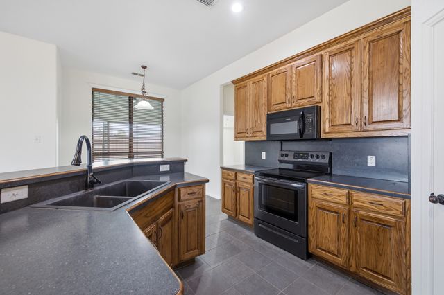 9101 Autumn Falls Drive, Fort Worth, TX 76118