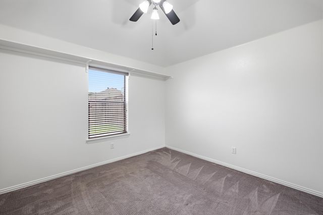 9101 Autumn Falls Drive, Fort Worth, TX 76118