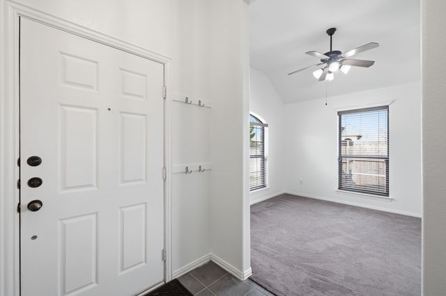 9101 Autumn Falls Drive, Fort Worth, TX 76118
