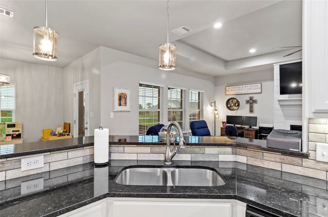 141 Walnut Street, Paradise, TX 76073