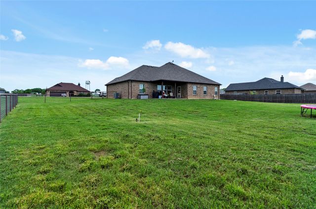 141 Walnut Street, Paradise, TX 76073