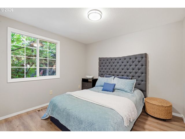 20168 Sw TILLAMOOK Ct, Tualatin, OR 97062