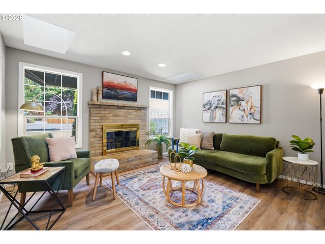 20168 Sw TILLAMOOK Ct, Tualatin, OR 97062