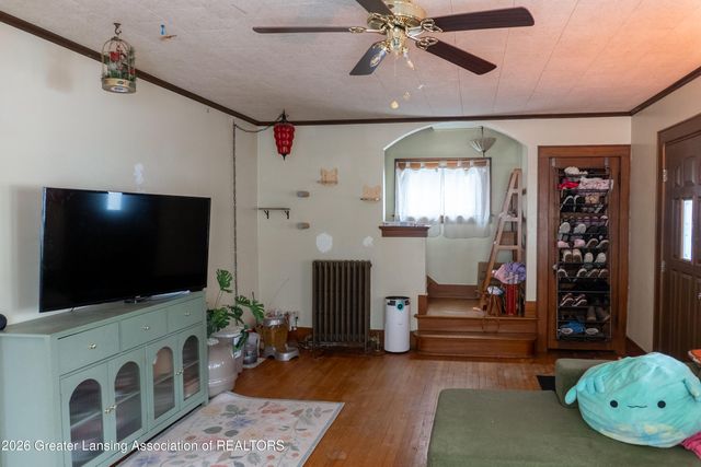 908 N Walnut Street, Lansing, MI 48906