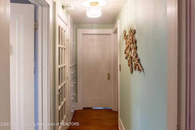 908 N Walnut Street, Lansing, MI 48906