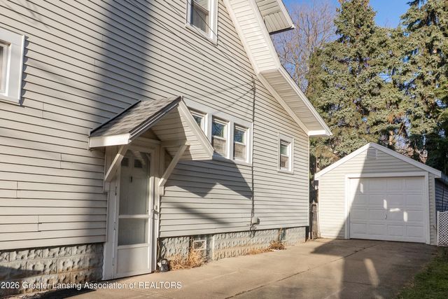 908 N Walnut Street, Lansing, MI 48906