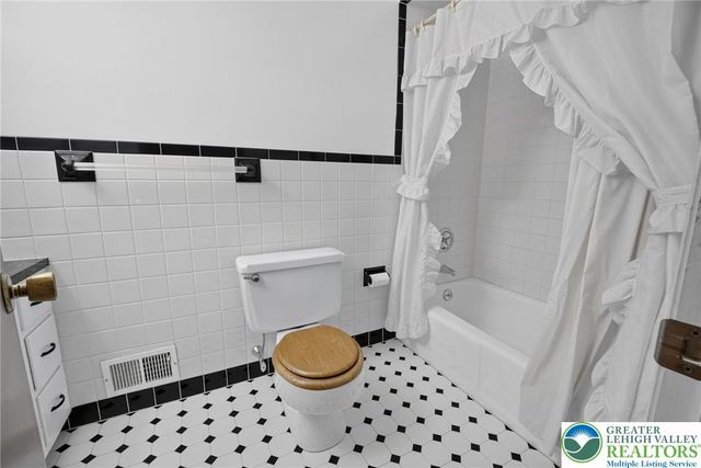 4507 Keene Street, Upper Saucon Twp, PA 18034