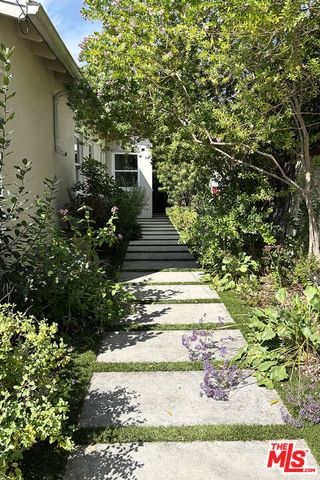 3258 Castera Avenue, Glendale, CA 91208