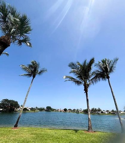 7780 STONE HARBOUR Drive 4, Lake Worth, FL 33467