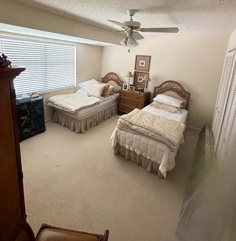 7780 STONE HARBOUR Drive 4, Lake Worth, FL 33467