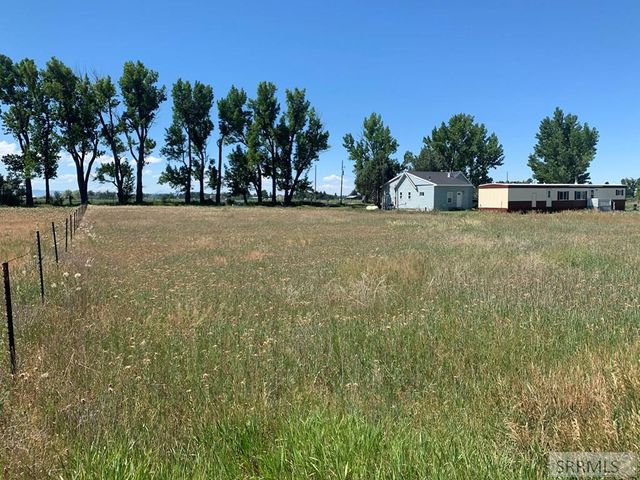 1687 N 105 N, Idaho Falls, ID 83401