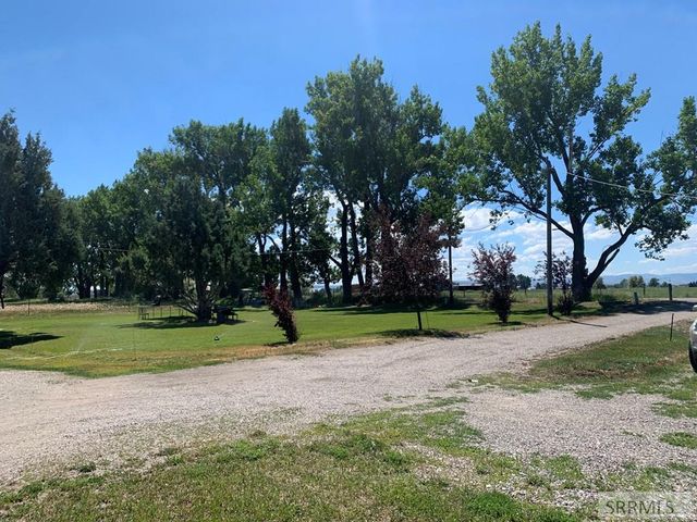 1687 N 105 N, Idaho Falls, ID 83401