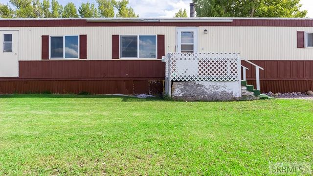 1687 N 105 N, Idaho Falls, ID 83401