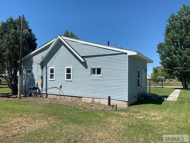 1687 N 105 N, Idaho Falls, ID 83401