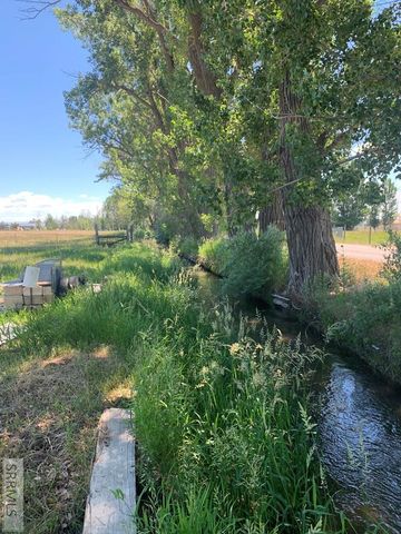 1687 N 105 N, Idaho Falls, ID 83401