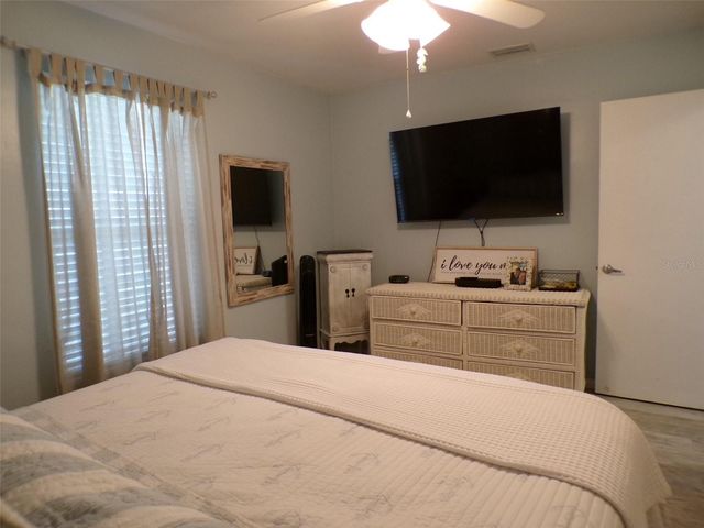 861 CONREID DRIVE NE, Port Charlotte, FL 33952
