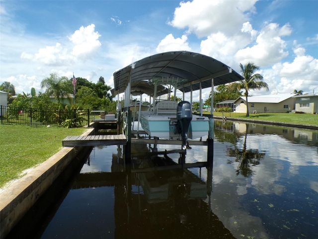 861 CONREID DRIVE NE, Port Charlotte, FL 33952