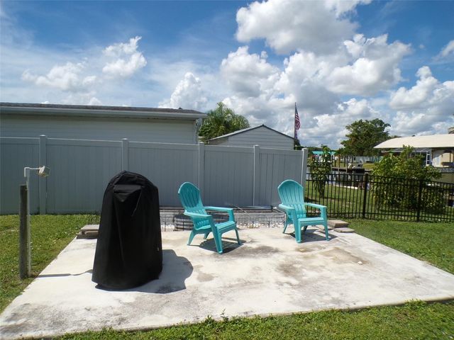 861 CONREID DRIVE NE, Port Charlotte, FL 33952