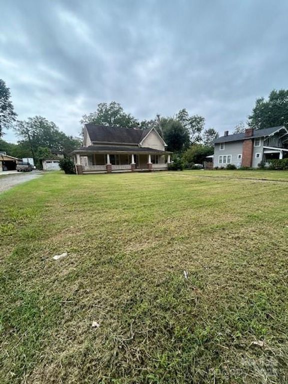 601 Marion Street W, Shelby, NC 28150