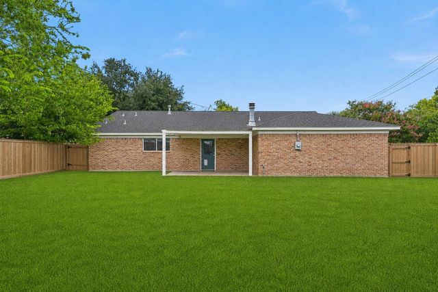 9546 Meadowvale Drive, Houston, TX 77063