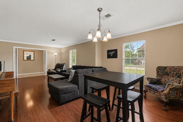 9546 Meadowvale Drive, Houston, TX 77063