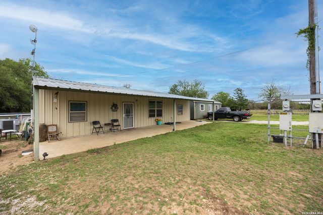 14090 Ted Williams Rd, Atascosa, TX 78002