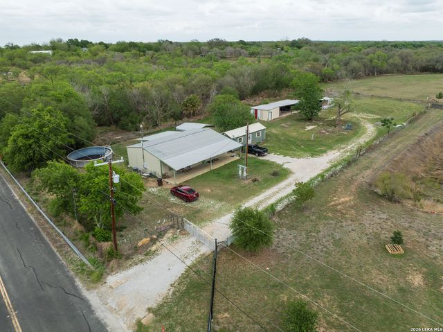 14090 Ted Williams Rd, Atascosa, TX 78002