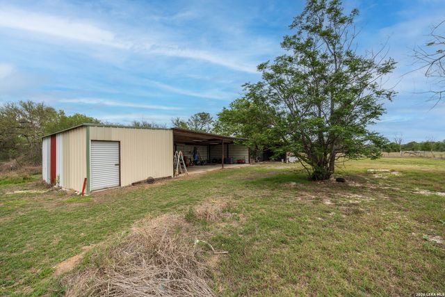 14090 Ted Williams Rd, Atascosa, TX 78002