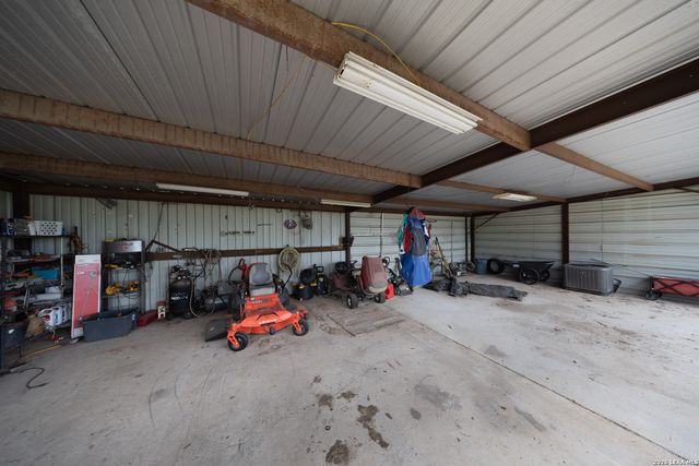 14090 Ted Williams Rd, Atascosa, TX 78002