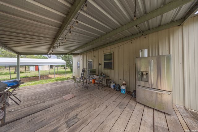 14090 Ted Williams Rd, Atascosa, TX 78002