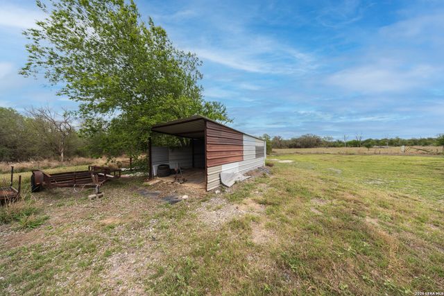 14090 Ted Williams Rd, Atascosa, TX 78002
