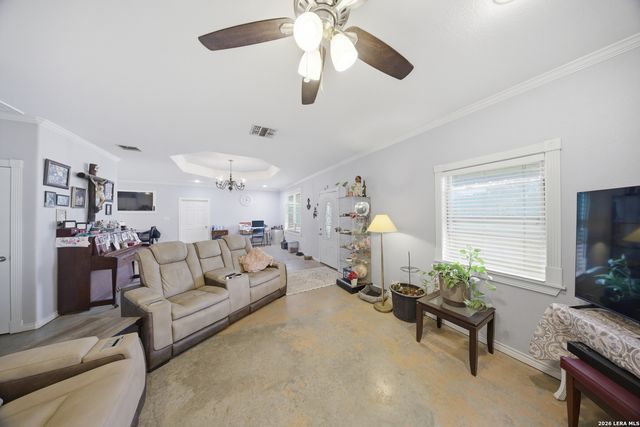 14090 Ted Williams Rd, Atascosa, TX 78002