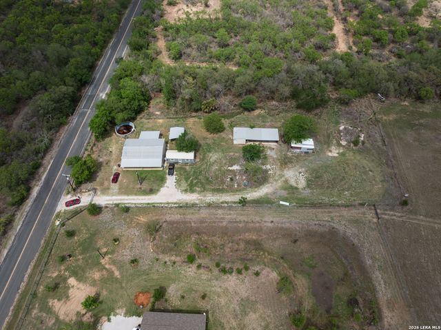 14090 Ted Williams Rd, Atascosa, TX 78002