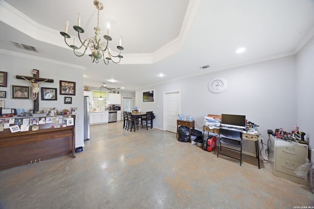 14090 Ted Williams Rd, Atascosa, TX 78002