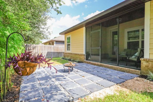 96 Benton Boulevard, Freeport, FL 32439