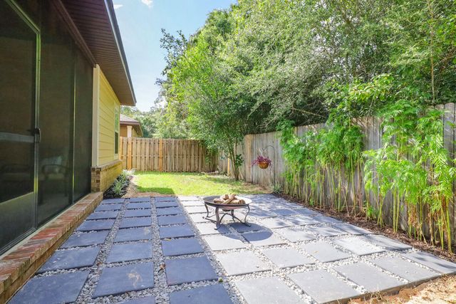 96 Benton Boulevard, Freeport, FL 32439